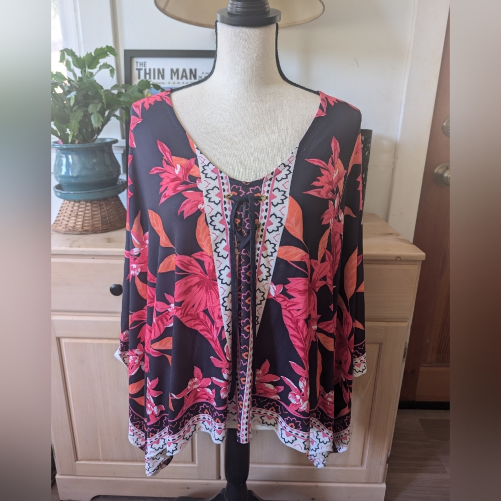 Venus Floral Women's Top